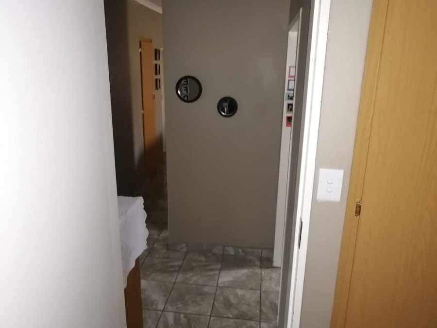 3 Bedroom Property for Sale in Waterval East North West